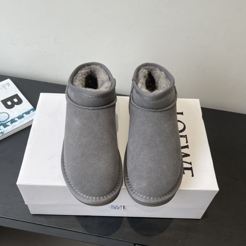 L0ew* boots